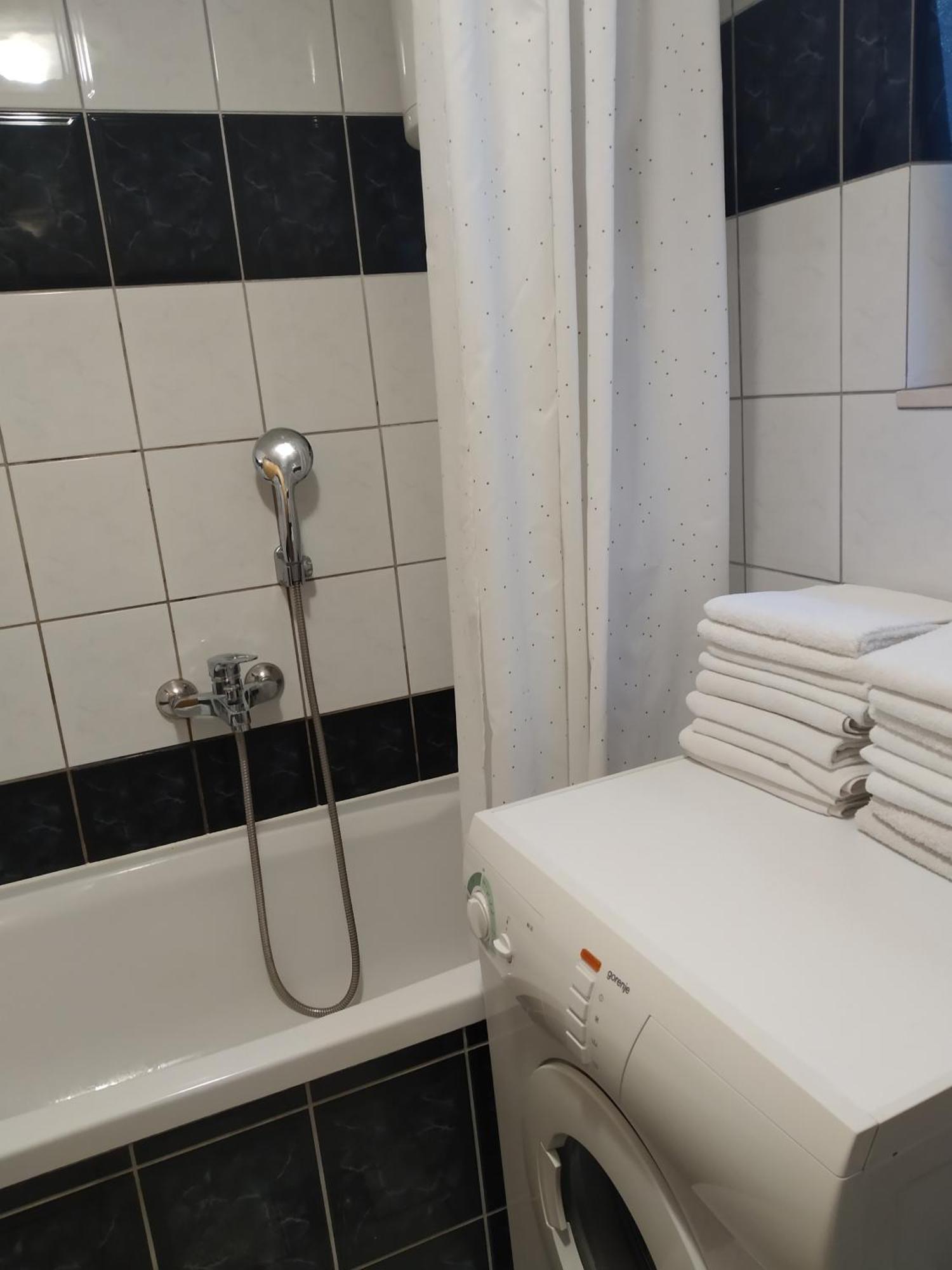 Holiday Home Milenka Рогозница Экстерьер фото
